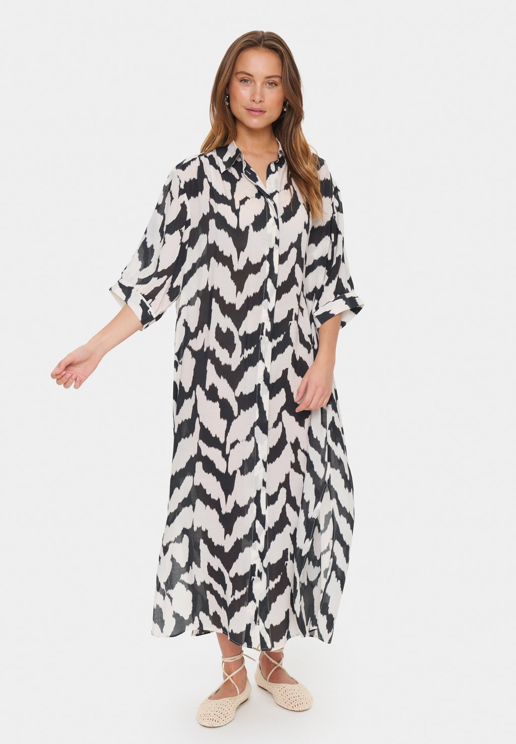 

Платье макси KELSIESZ SHIRT Saint Tropez, черный