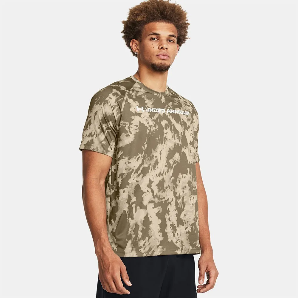 

Футболка Under Armour Tech ABC Camo, зеленый