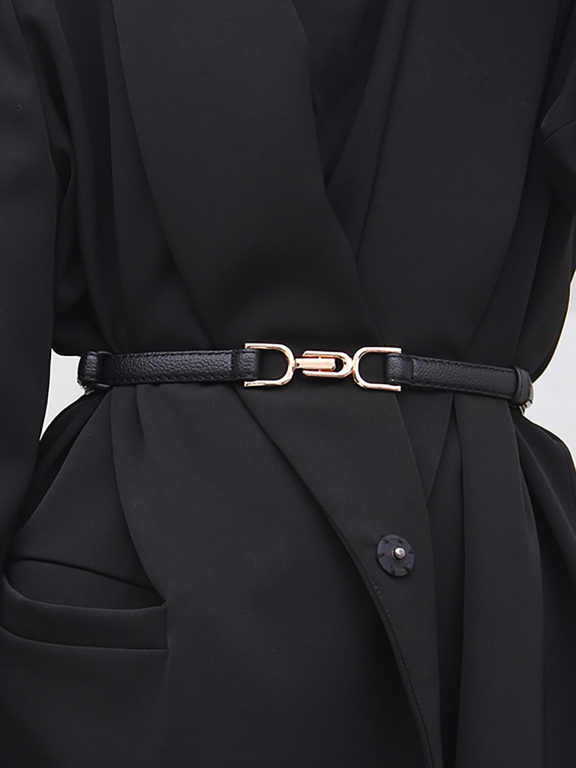 

Ремень узкий женский, черный