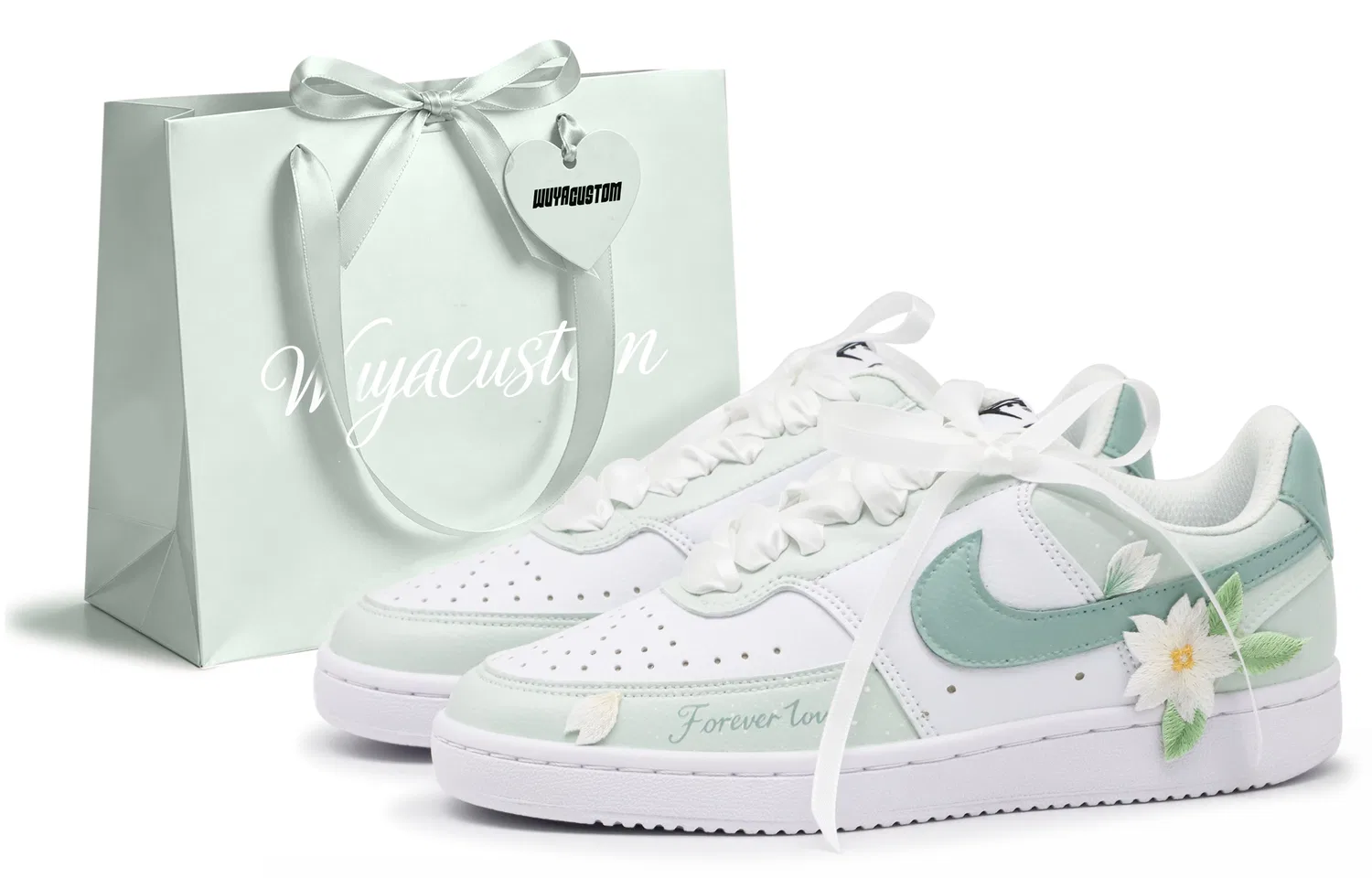 Кроссовки кеды бело-зеленые Nike Court Vision 1
