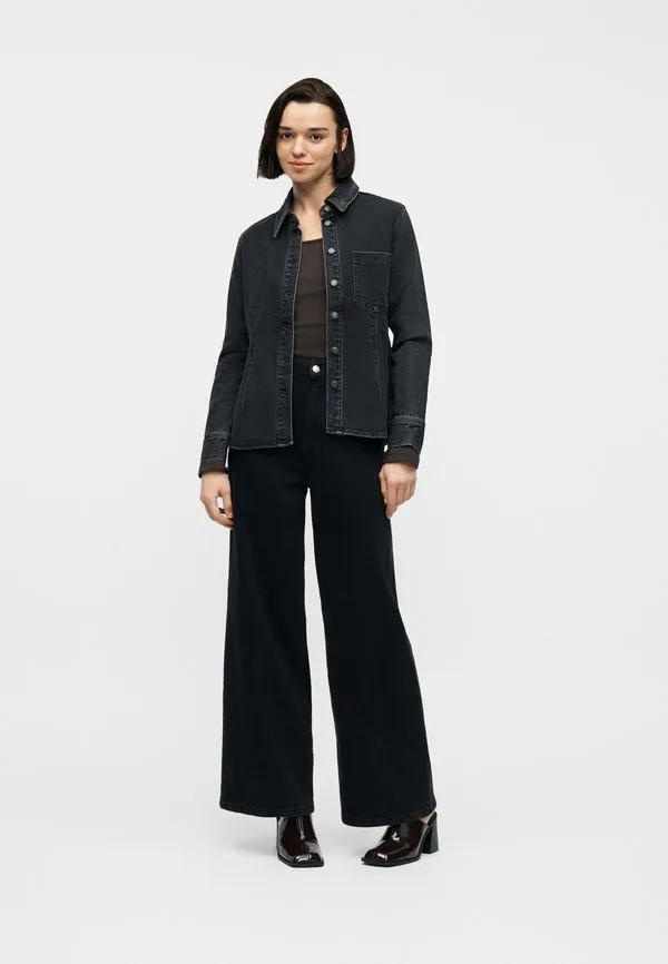 Длинная приталенная рубашка-блузка на пуговицах Gap, Black Wash — фото 2