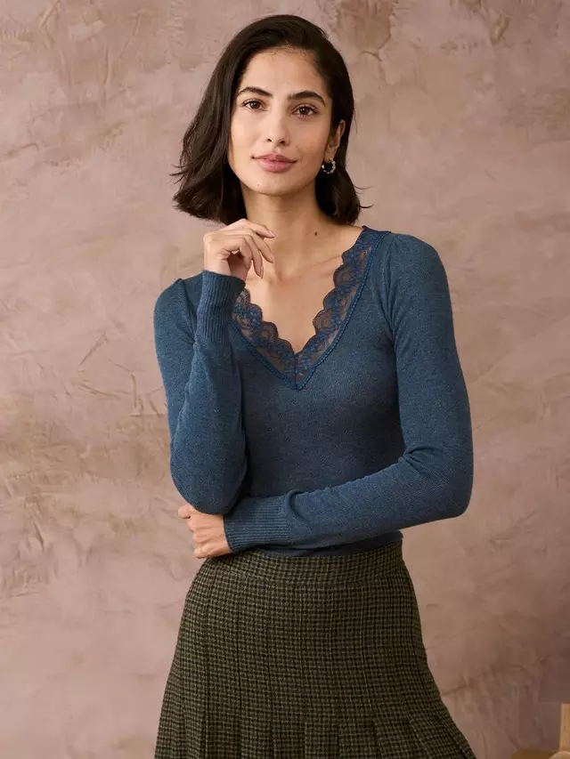 

Топ Brora Lace Trim V-Neck, цвет teal