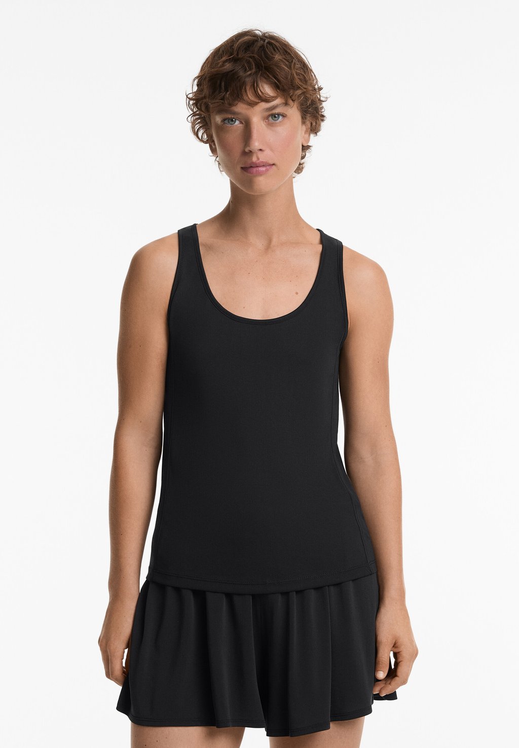 

Топ SOFT TOUCH VEST OYSHO, черный
