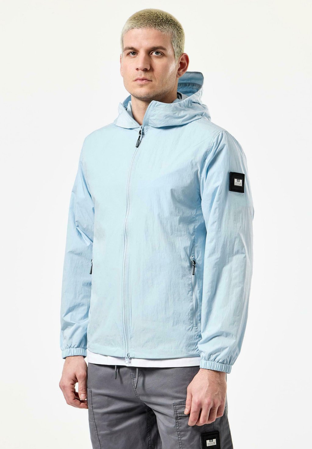 

Летняя куртка TECHNICIAN Weekend Offender, светло-голубой