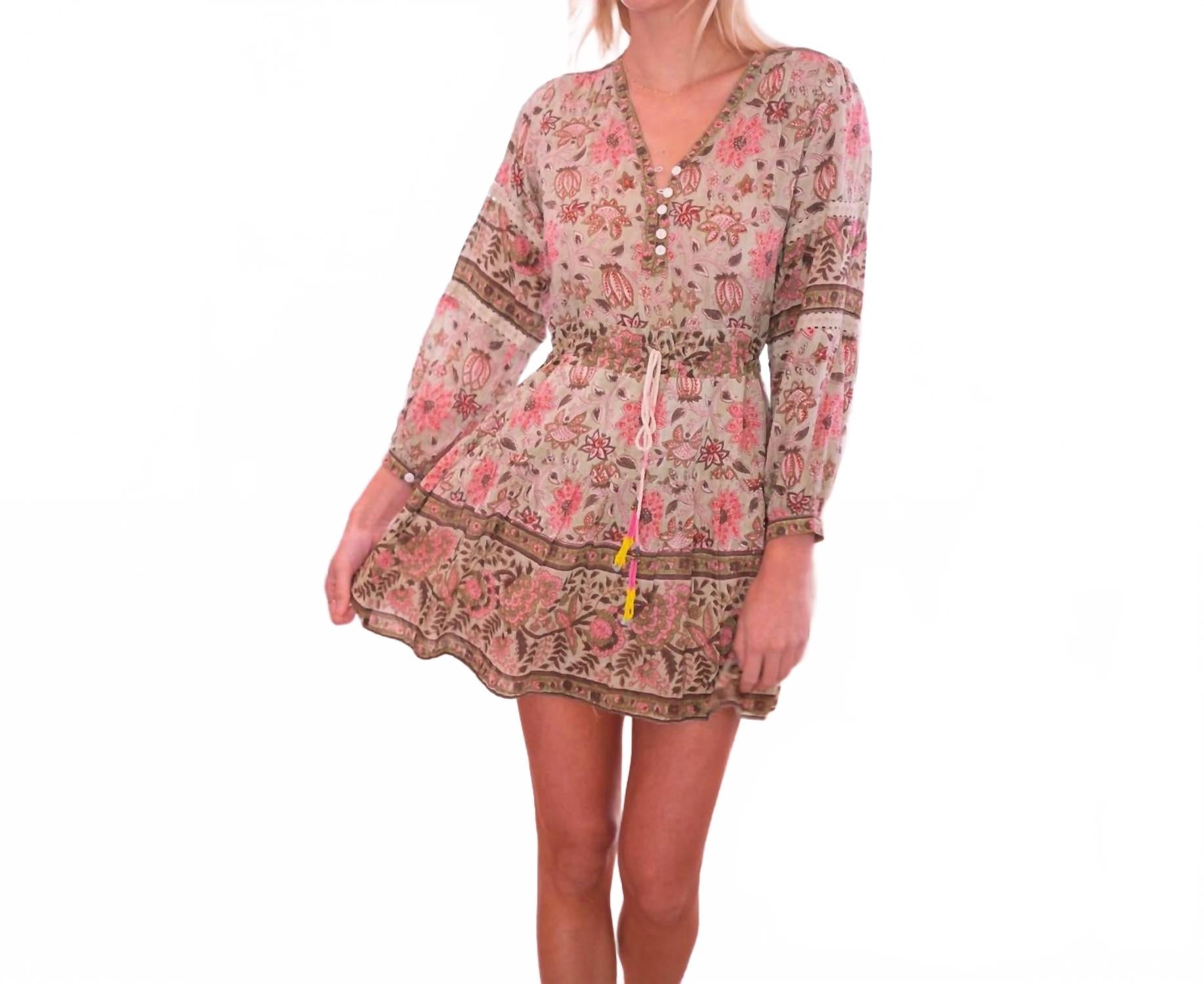 

Мини-платье Patton в мятно-розовом цветочном оформлении Bell, Mint And Pink Floral