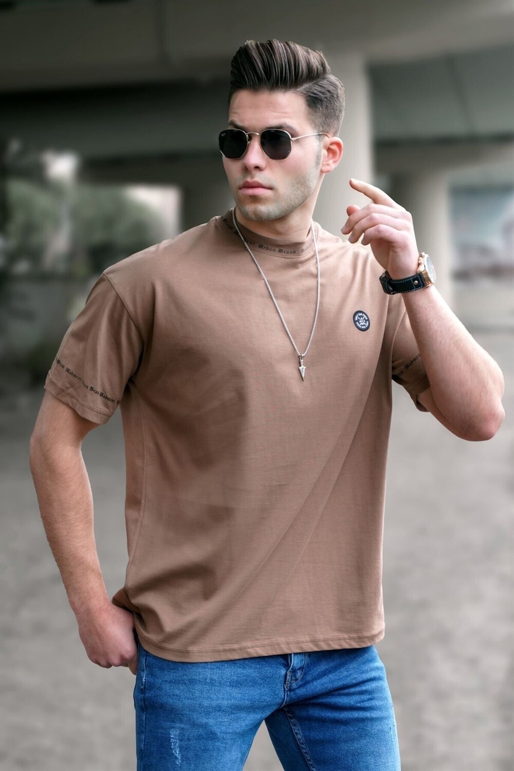 

Футболка Madmext, серый