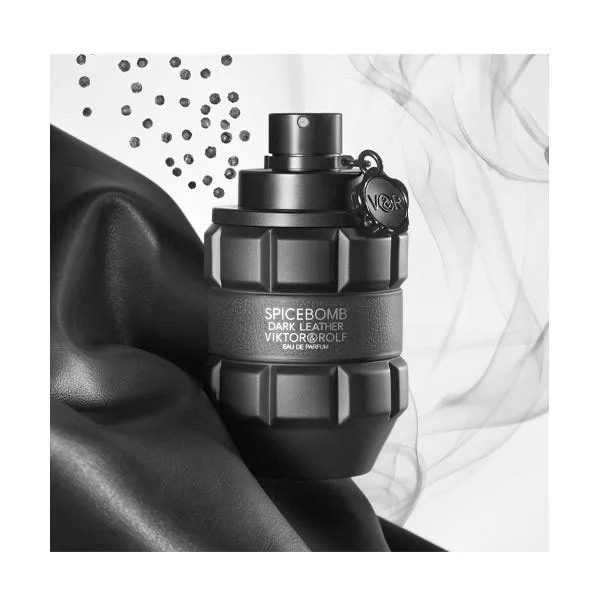 Парфюмерная вода для мужчин VIKTOR & ROLF Spicebomb Black Leather — фото 3