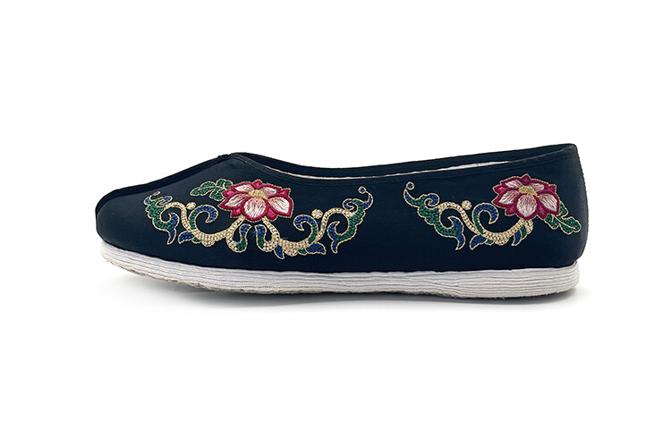 

Туфли женские повседневные Women's Casual Shoes Women's Low-Top Black Neiliansheng