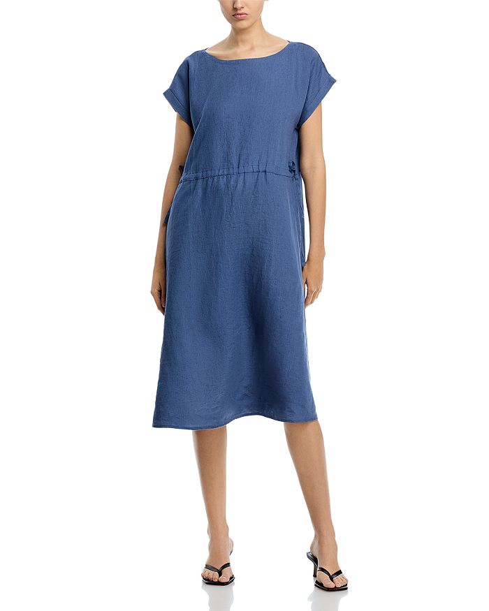 

Льняное платье с каплевидным вырезом и короткими рукавами Eileen Fisher, синий