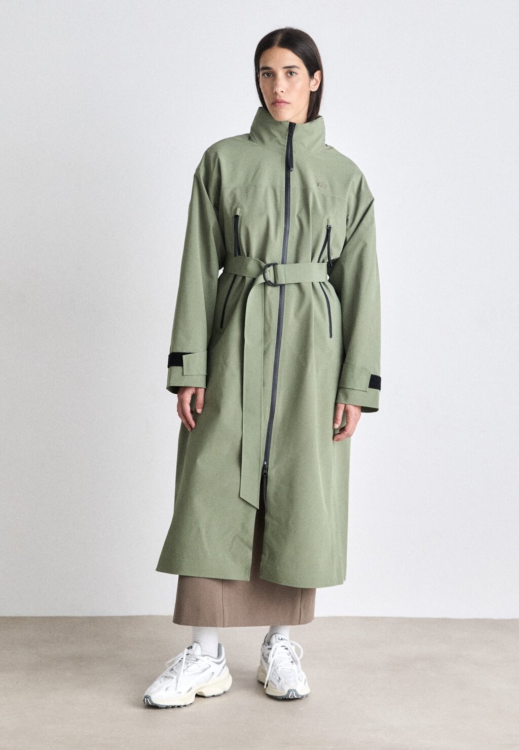 

Тренчкот Lacoste, хаки