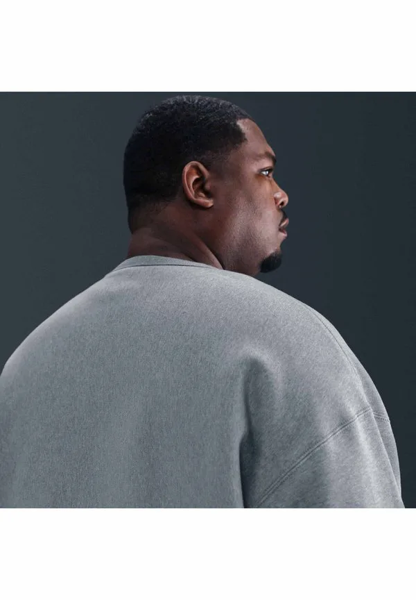 Толстовка solo crew Nike Sportswear, Dark Grey Heather White — фото 4