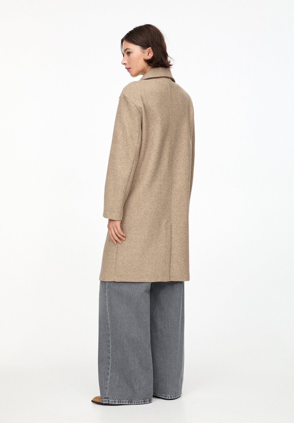 

Классическое пальто PULL&BEAR, цвет Mottled Beige