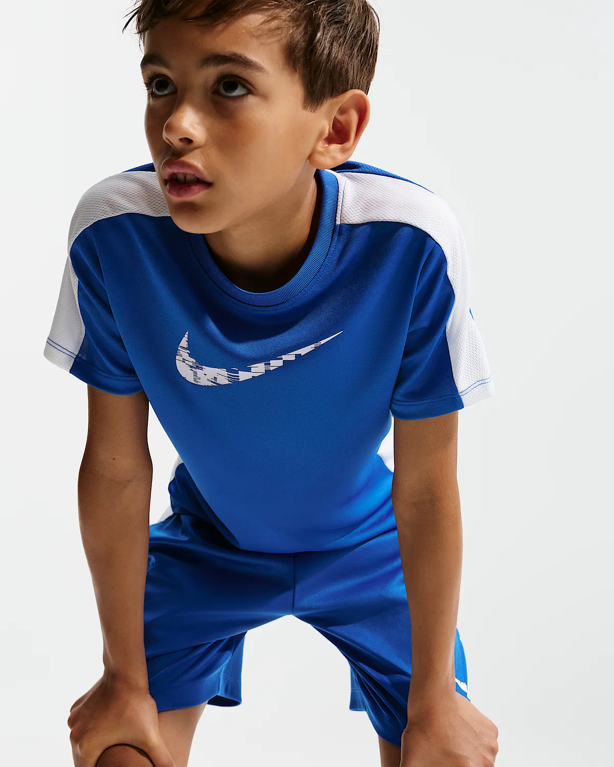 Детская (мальчиковая) футболка Dri-FIT с коротким рукавом Nike Trophy23, Game Royal/White/White — фото 3