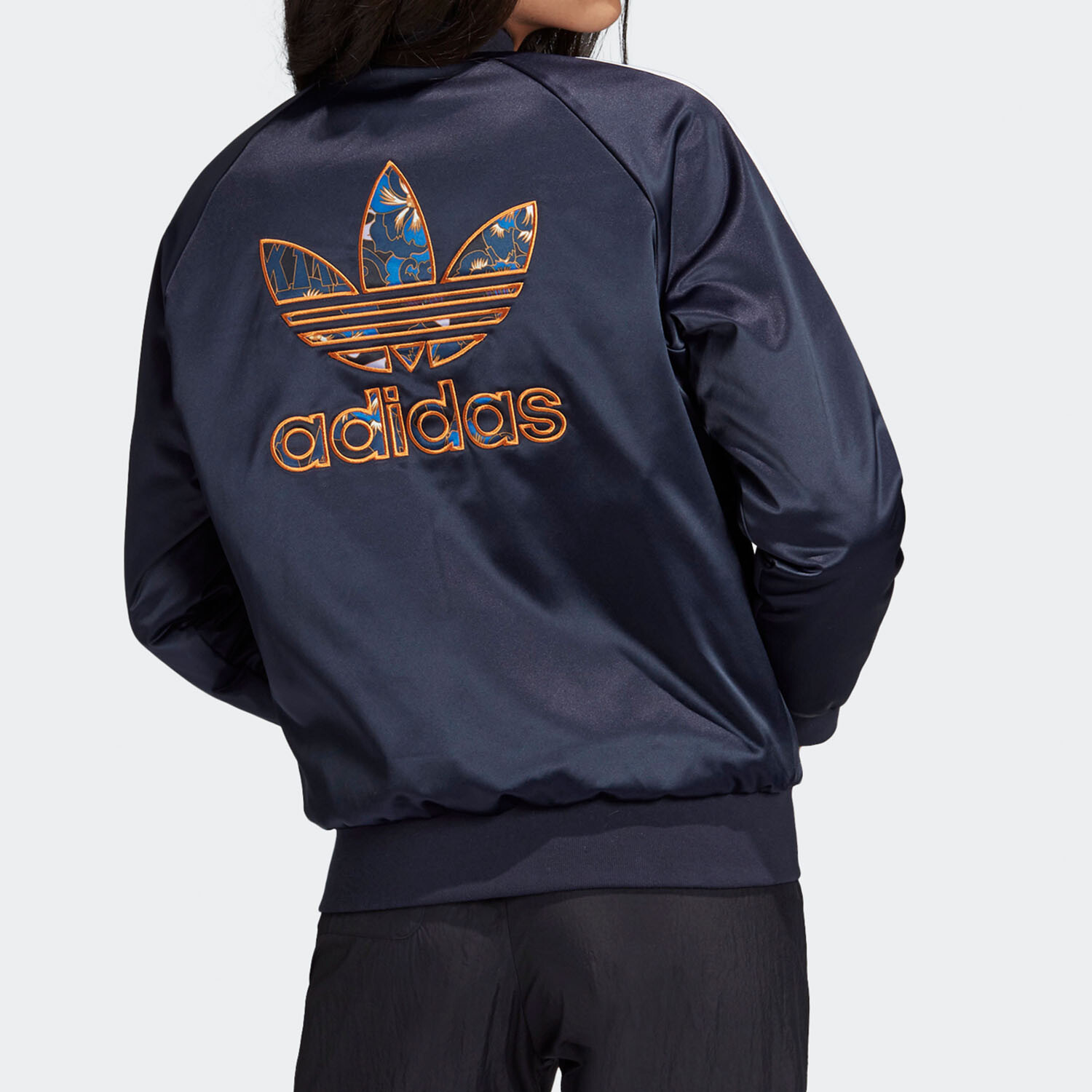 Куртка-бомбер CNY женская Adidas Originals — фото 4