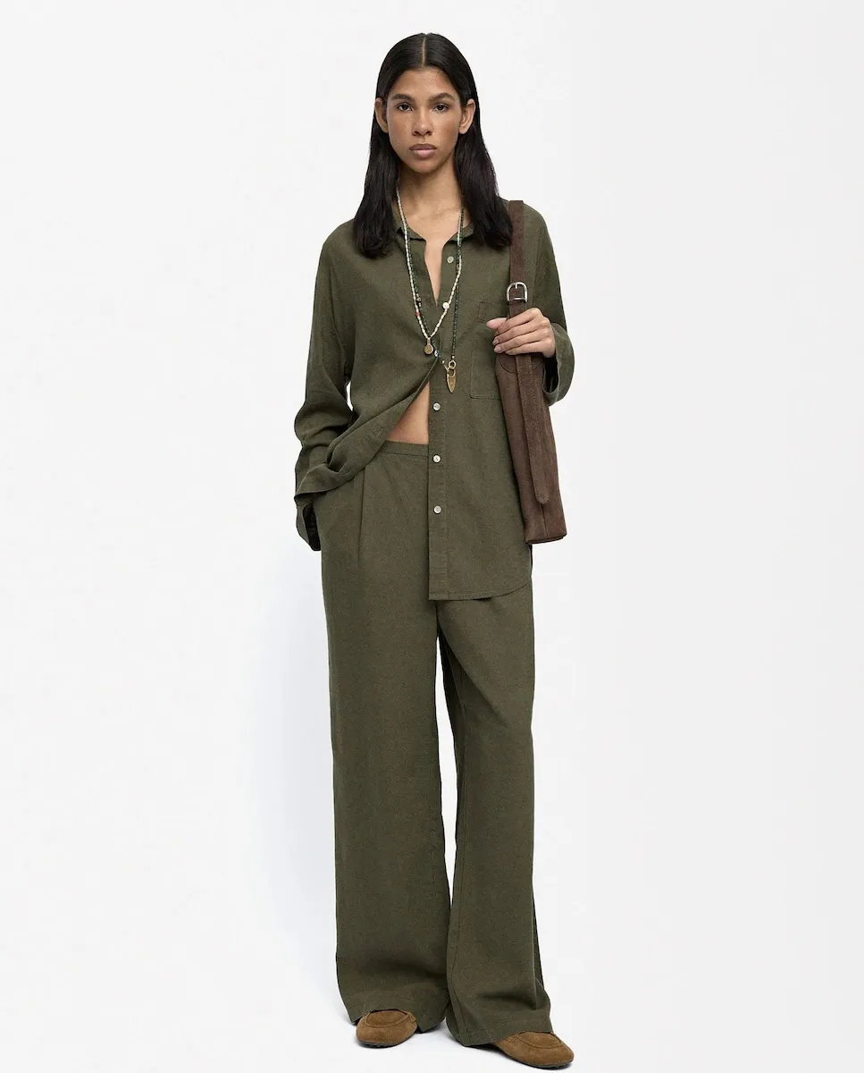 

Прямые брюки для женщин с эластичным поясом из однотонной ткани Parfois, оливковый зеленый