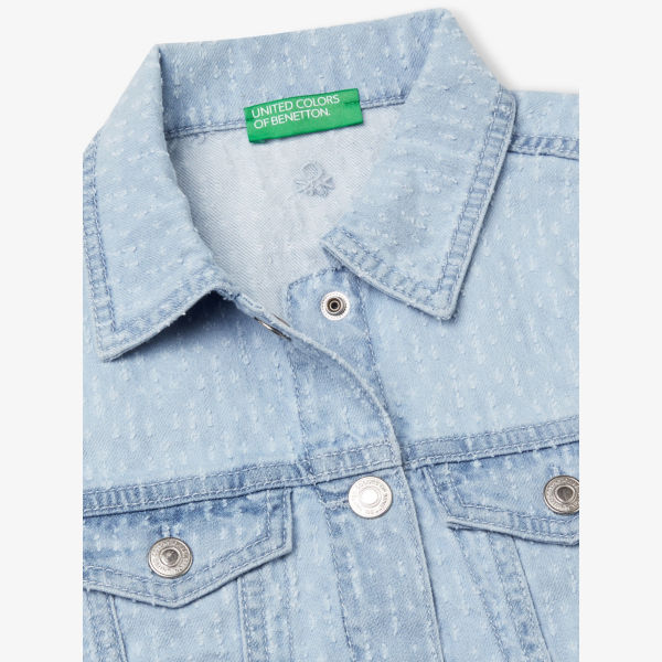 Куртка джинсовая Benetton с лазерной вышивкой логотипа, голубой — фото 2