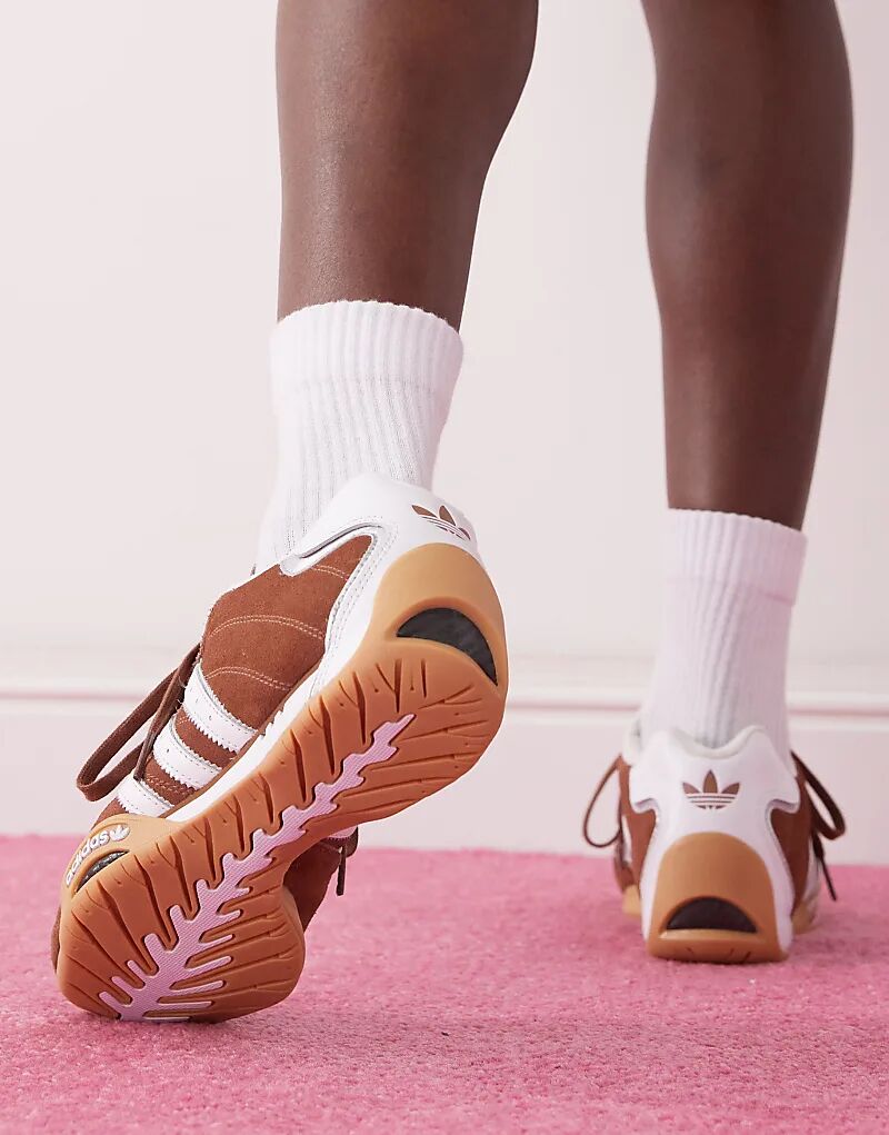 Кроссовки AdiRacer Low коричневые и белые adidas Originals — фото 3