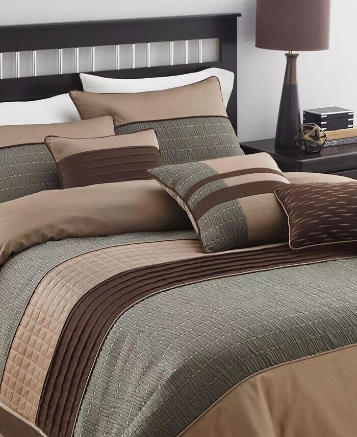 

Комплект одеял Lexia King из 7 предметов Riverbrook Home, зеленый