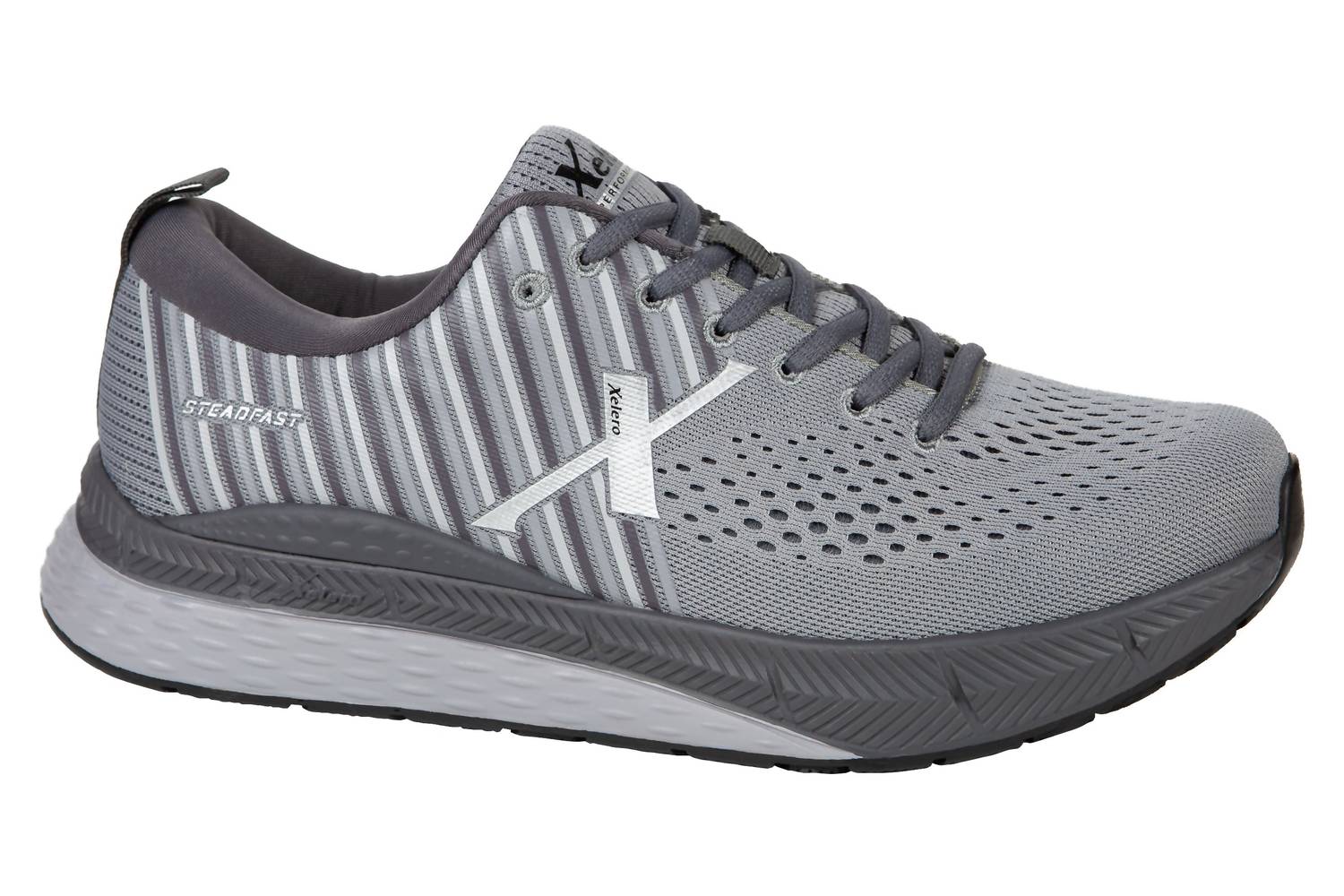 

Мужские кроссовки Steadfast Extra Wide в цвете Carbon Grey Xelero