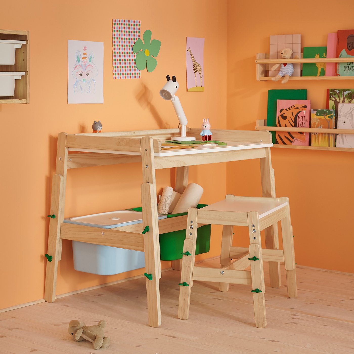 Детский письменный стол, регулируемая высота/зеленый IKEA Flisat — фото 4