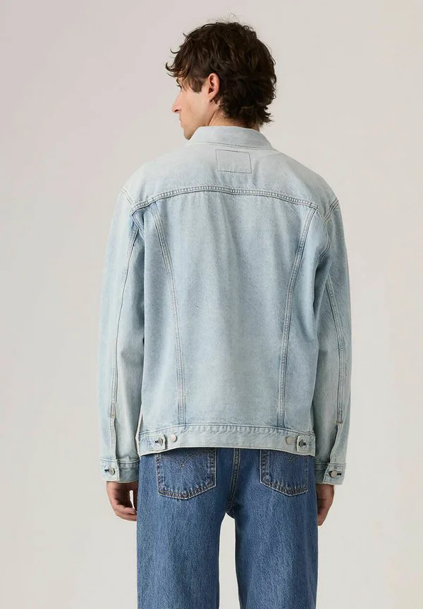 Джинсовая куртка свободного кроя в стиле дальнобойщика Levi'S, Wash It Out Rinse T - Light Indigo - Worn In — фото 2