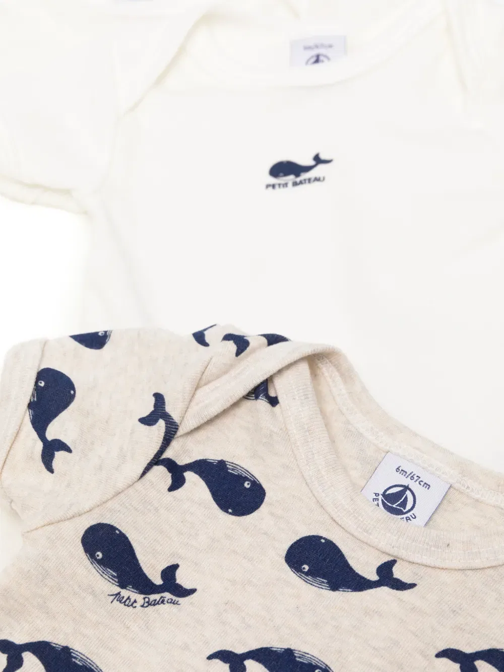 Боди с принтом кита (набор из трех штук) Petit Bateau, белый — фото 2