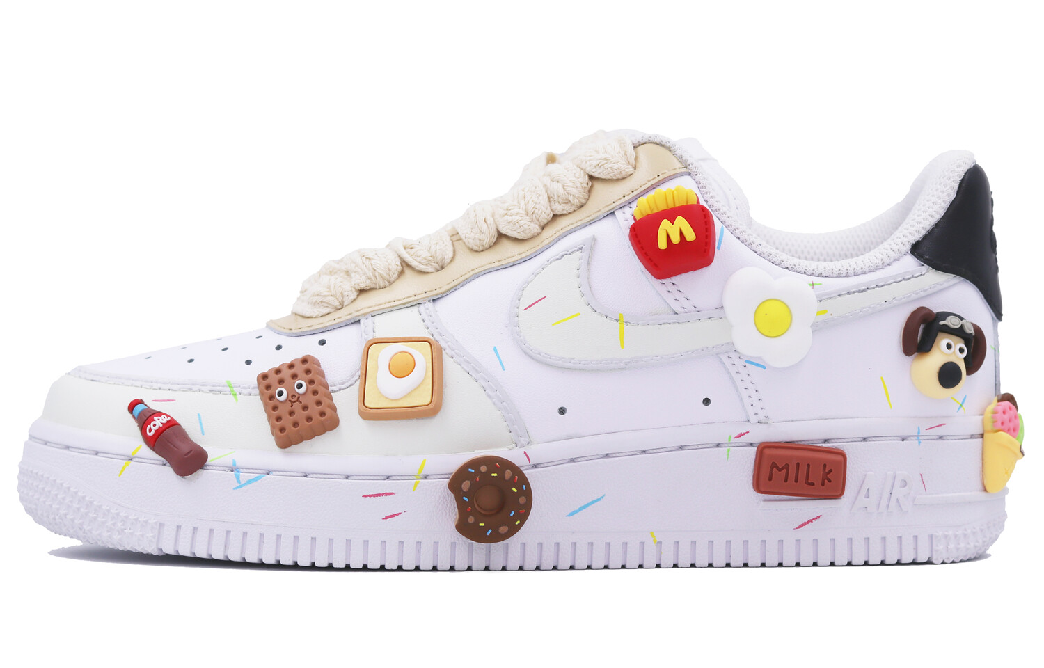 

Женские кроссовки для скейтбординга Nike Air Force 1, White