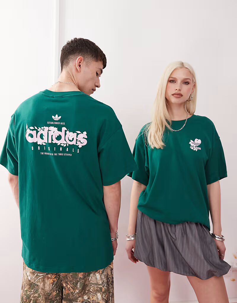 

Футболка Adidas Originals с цветочным принтом зеленого цвета