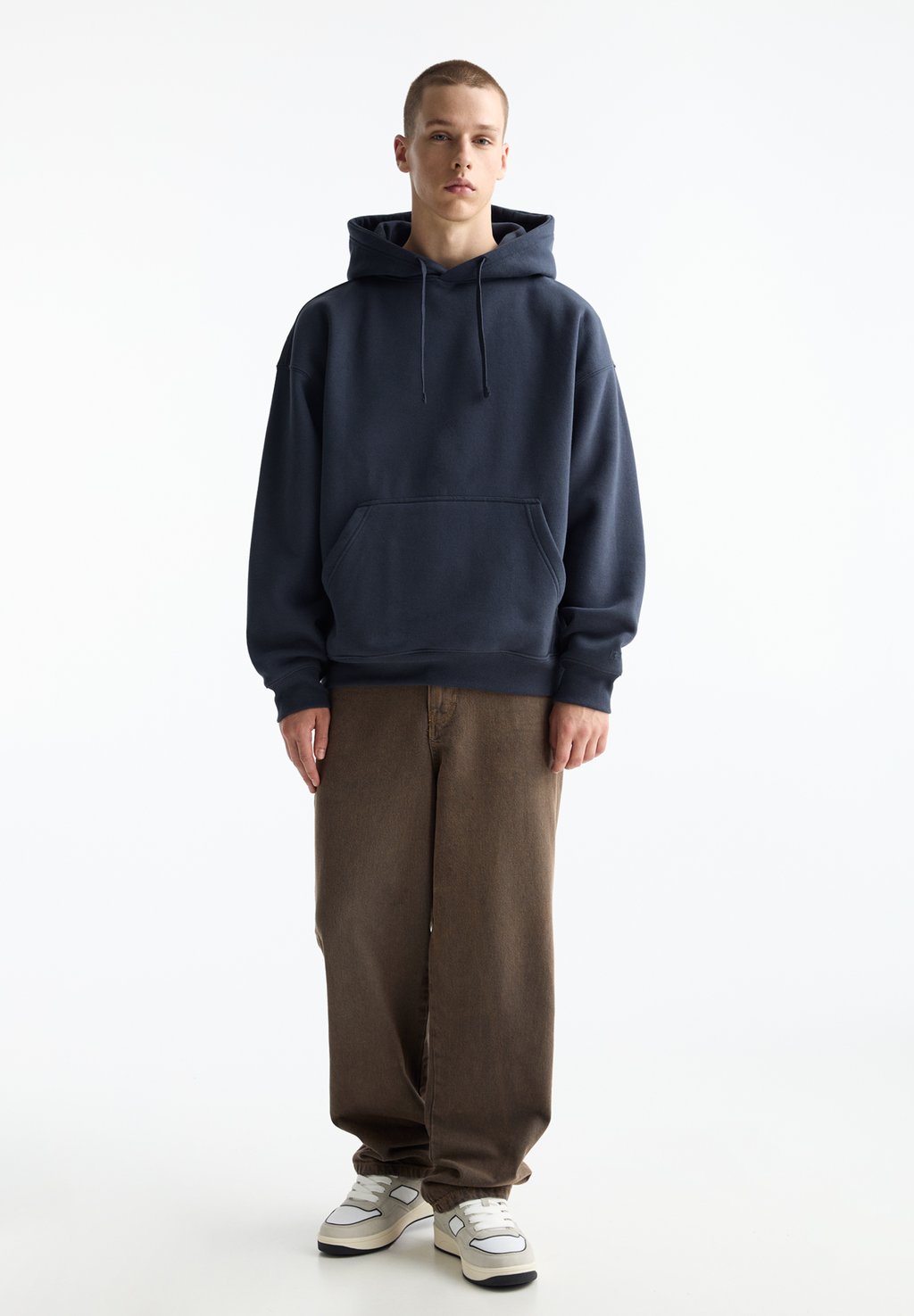 

Толстовка с капюшоном PULL&BEAR, темно-синий