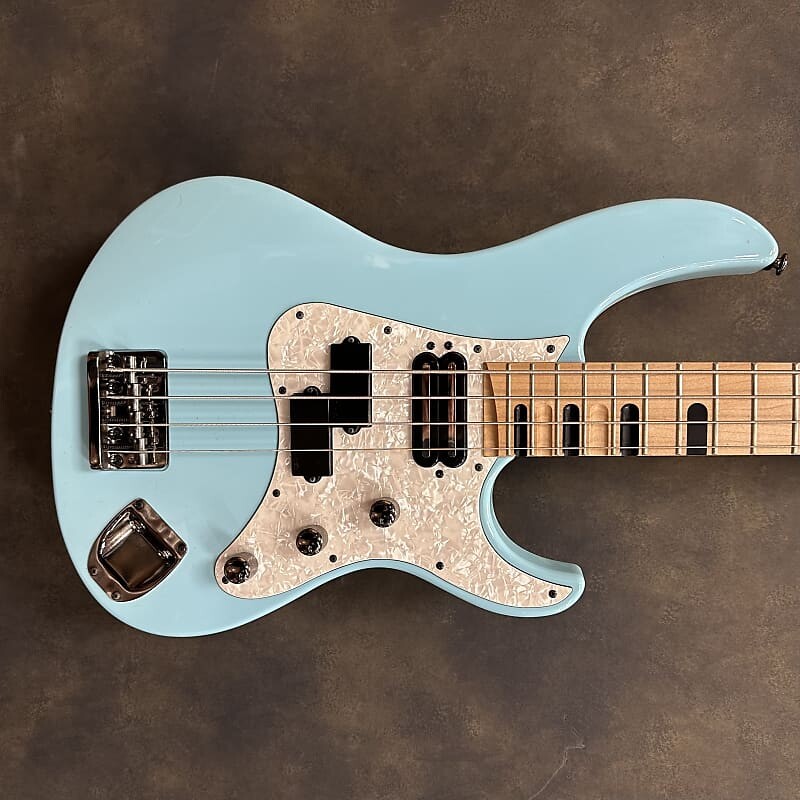 

Басс гитара Yamaha Billy Sheehan Signature Attitude LTD3 Bass - Sonic Blue