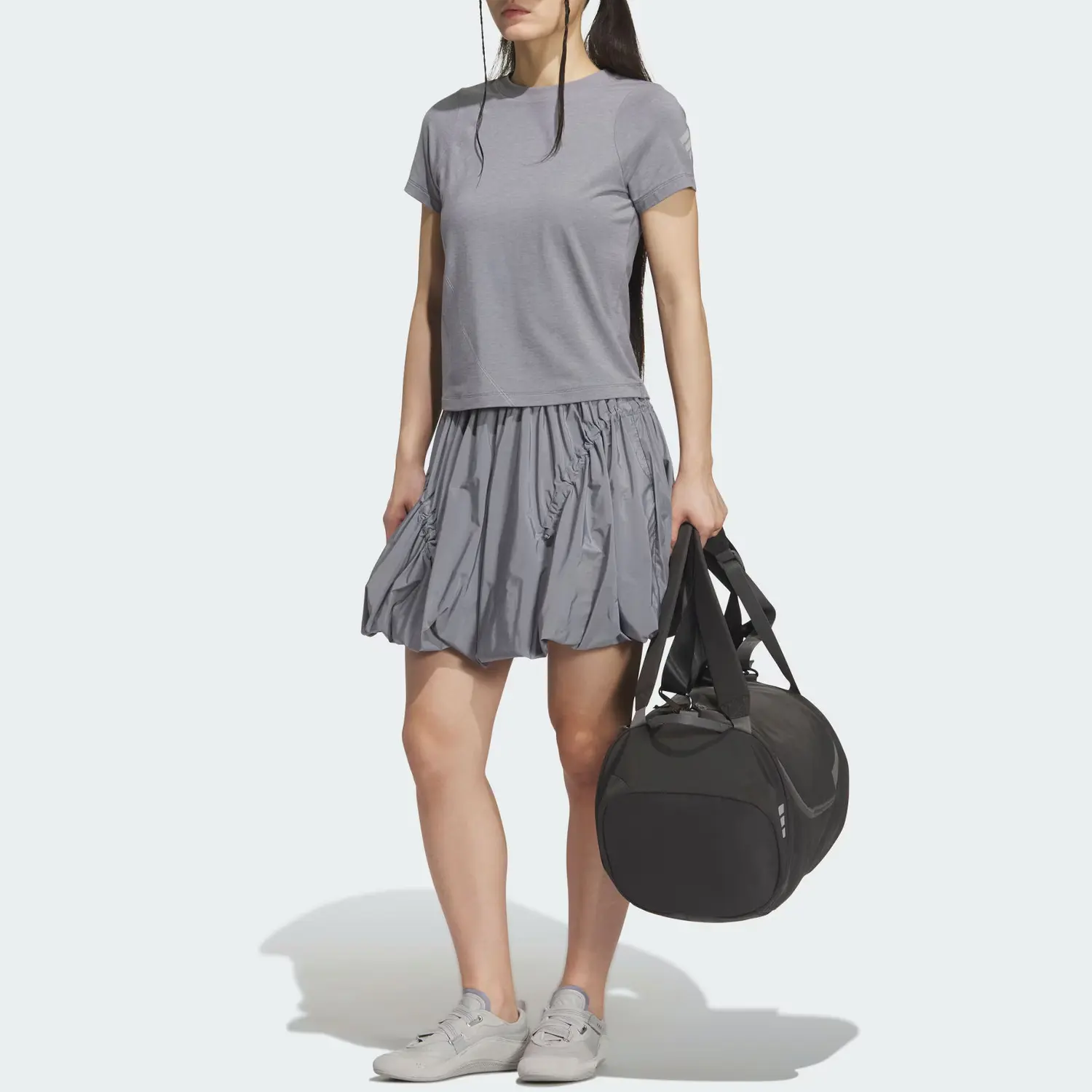 Фос SS25 Future Style плетеные повседневные короткие юбки женские Adidas, светло-серый — фото 4