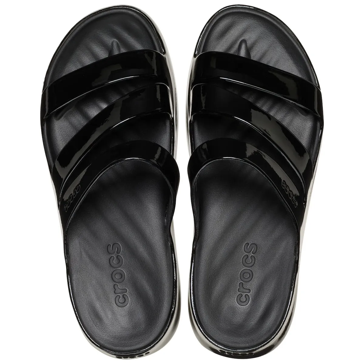 Женские сандалии Getaway с ремешками из лакированной кожи Crocs, черный — фото 3