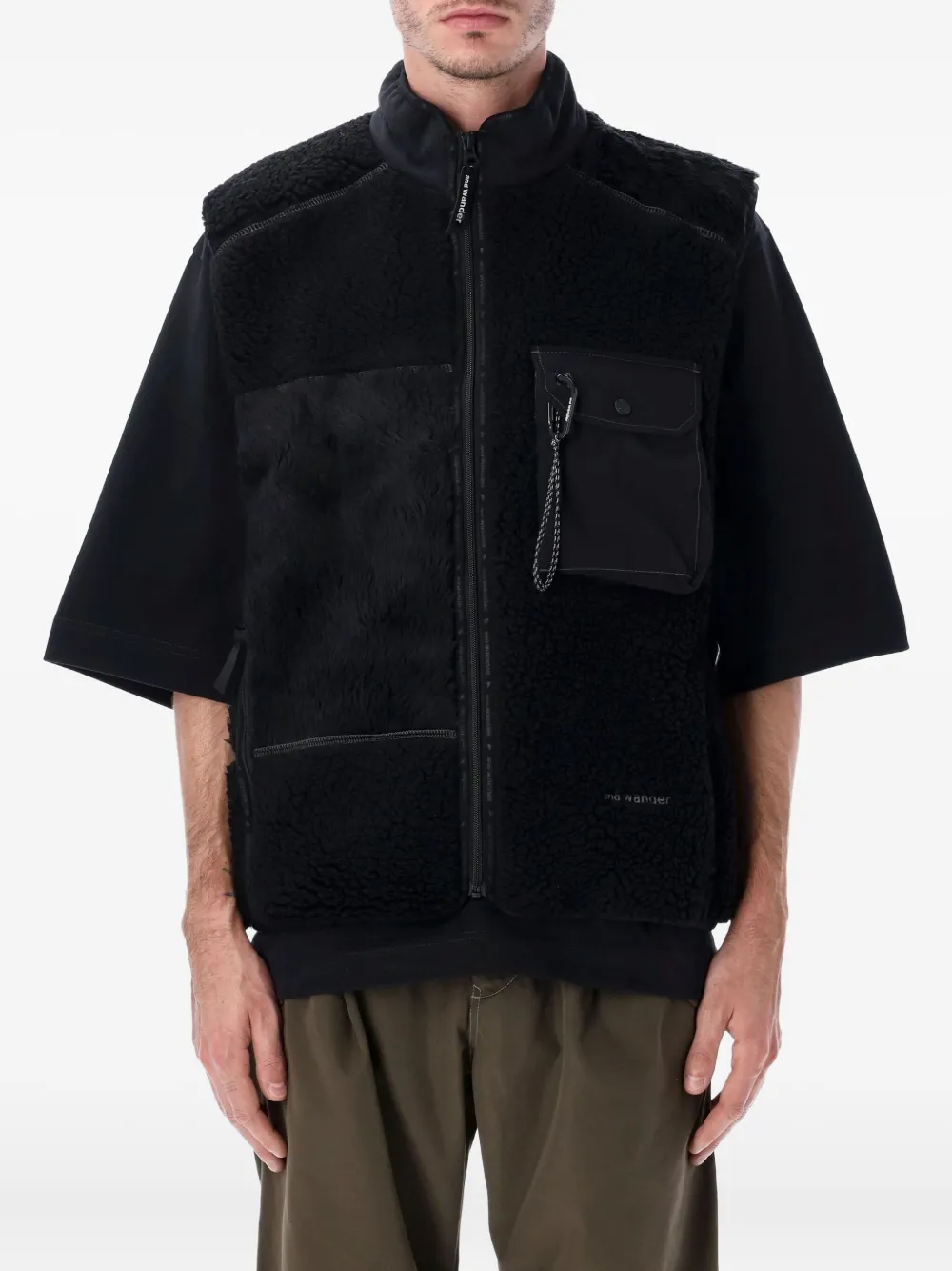

Жилет без рукавов And Wander, черный