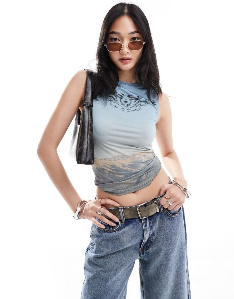 

COLLUSION – Красочная футболка с графикой