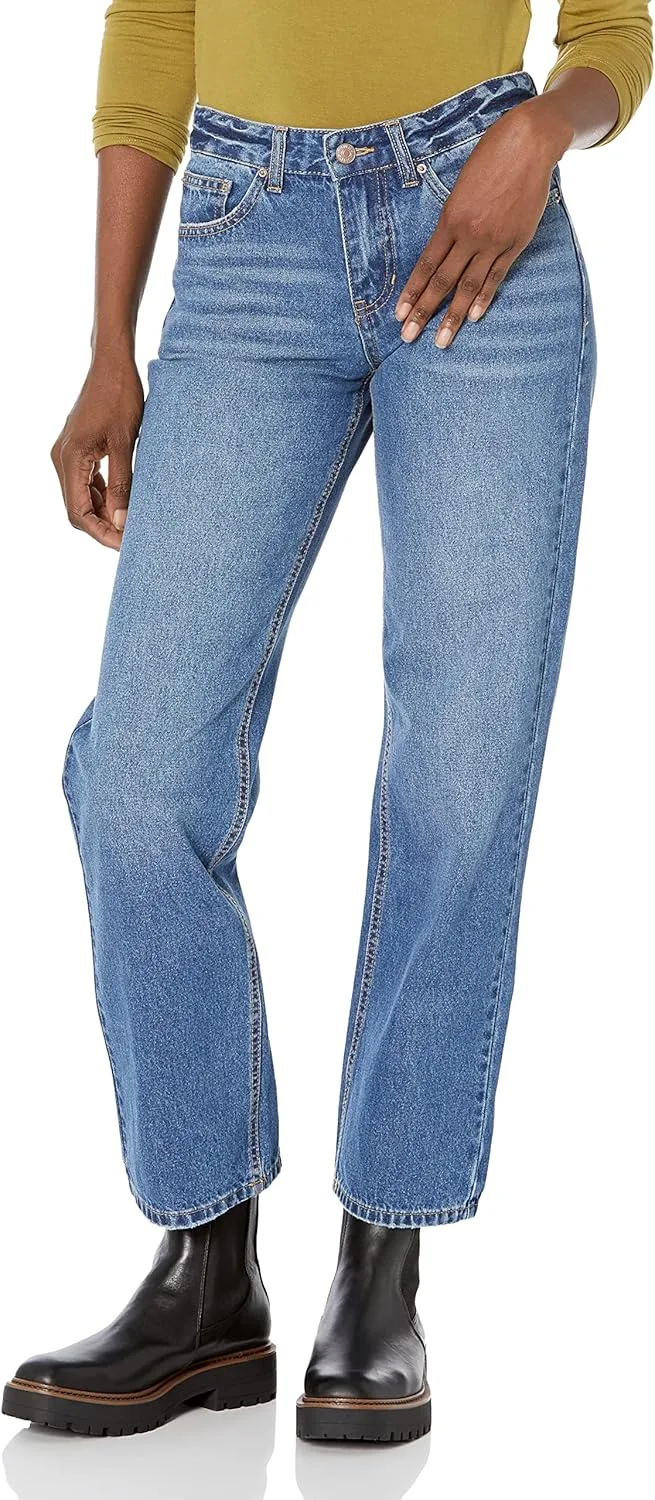 

Unionbay Womens Lowrise Straight Leg Jean