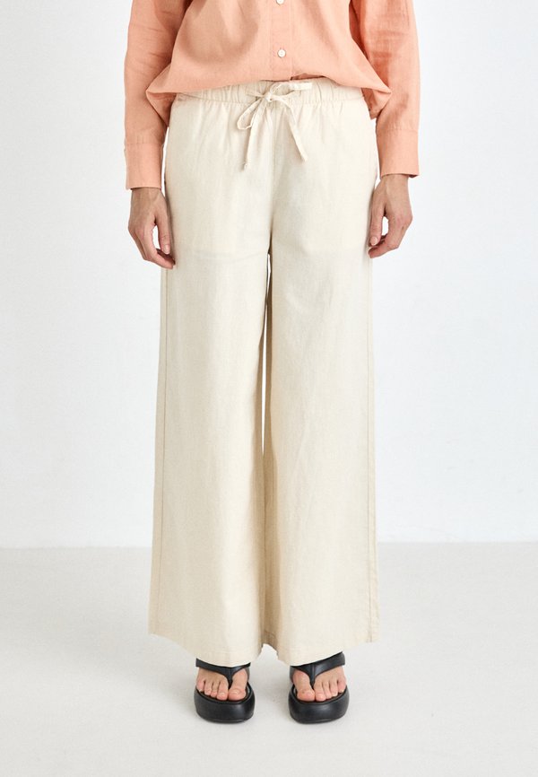 

Брюки на завязках Dockers, белый