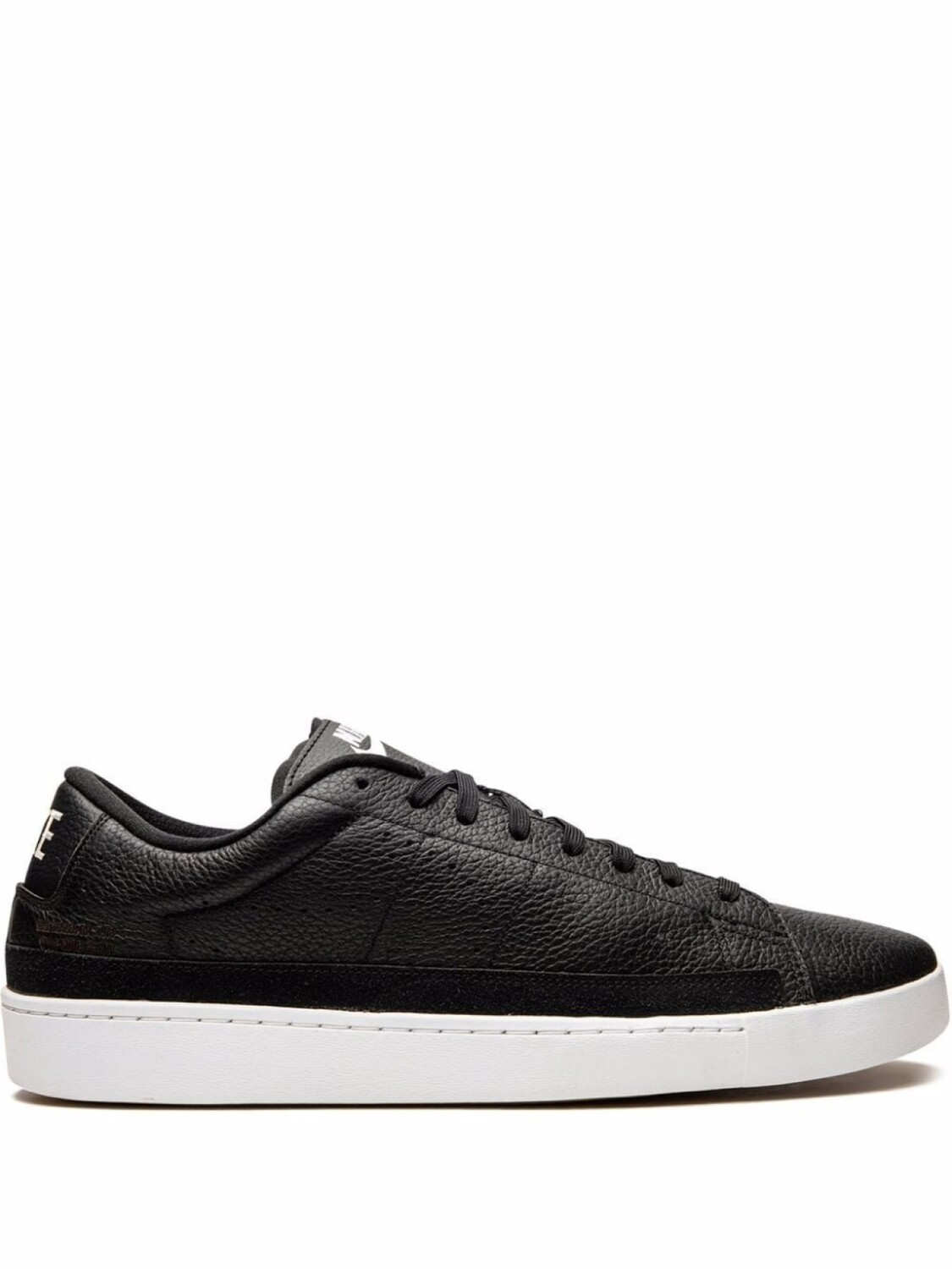 

Кеды Blazer Low X Nike, черный
