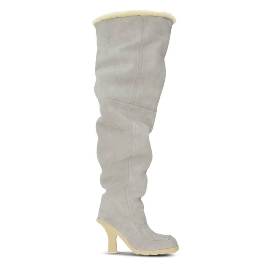 Бурберри Замшево-овчинные сапоги Highland 90 в цвете пена/масло Burberry, Foam/Butter