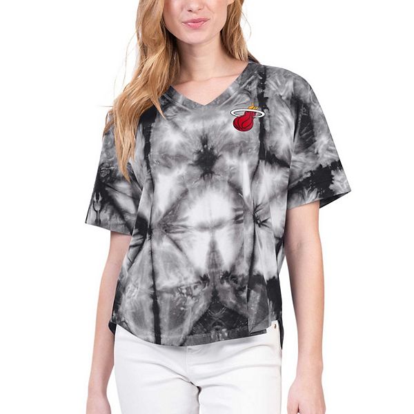 

Женская футболка 4her by carl banks black miami heat tournament raglan oversized tie-dye v-neck G-Iii