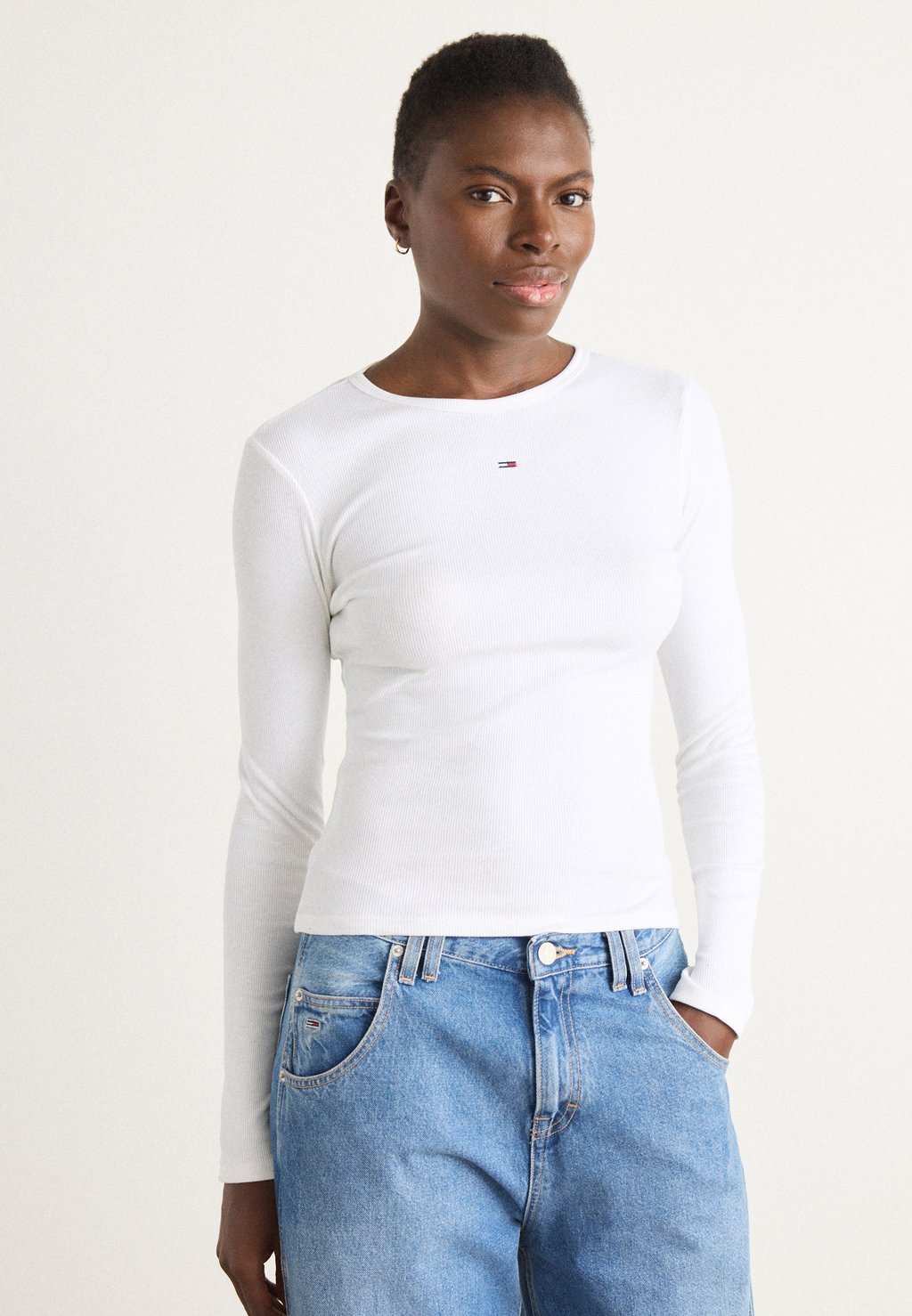 

Топ с длинными рукавами SLIM ESSENTIAL Tommy Jeans, кремовый
