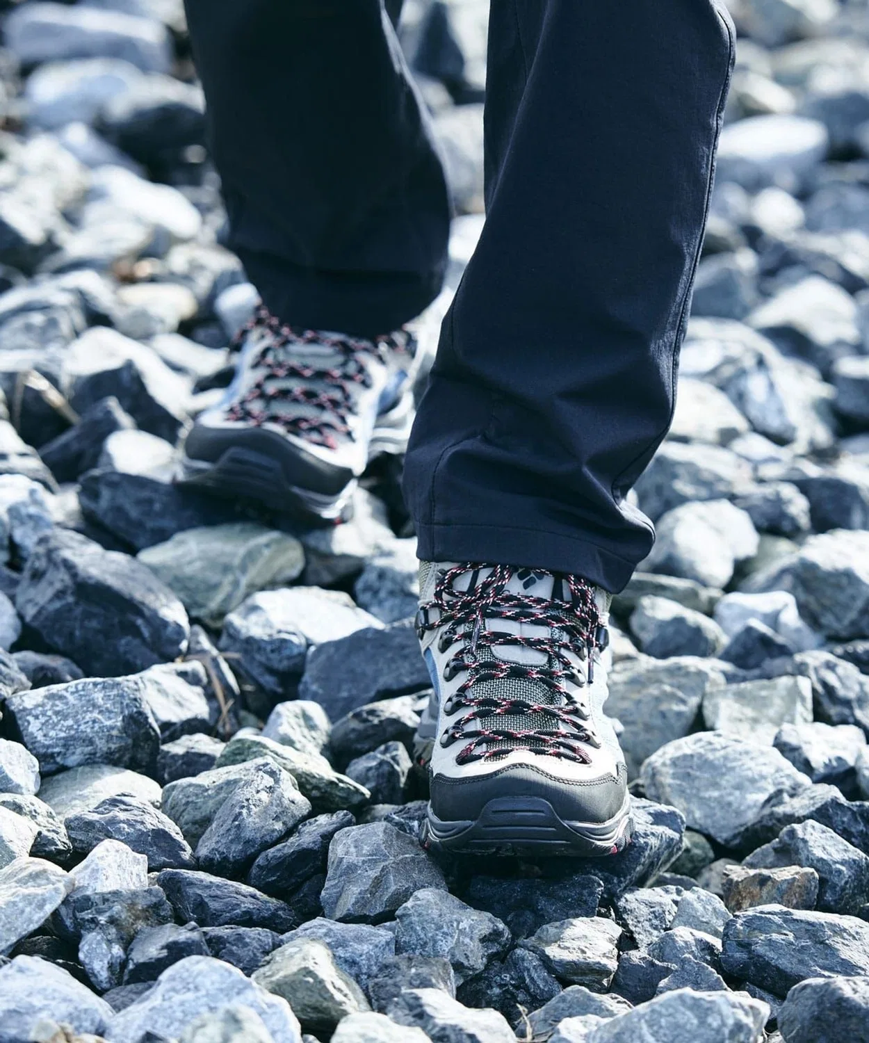Треккинговые ботинки Columbia Steens Peak Outdry с мембраной Outdry, Vibram Megagrip, серые — фото 2