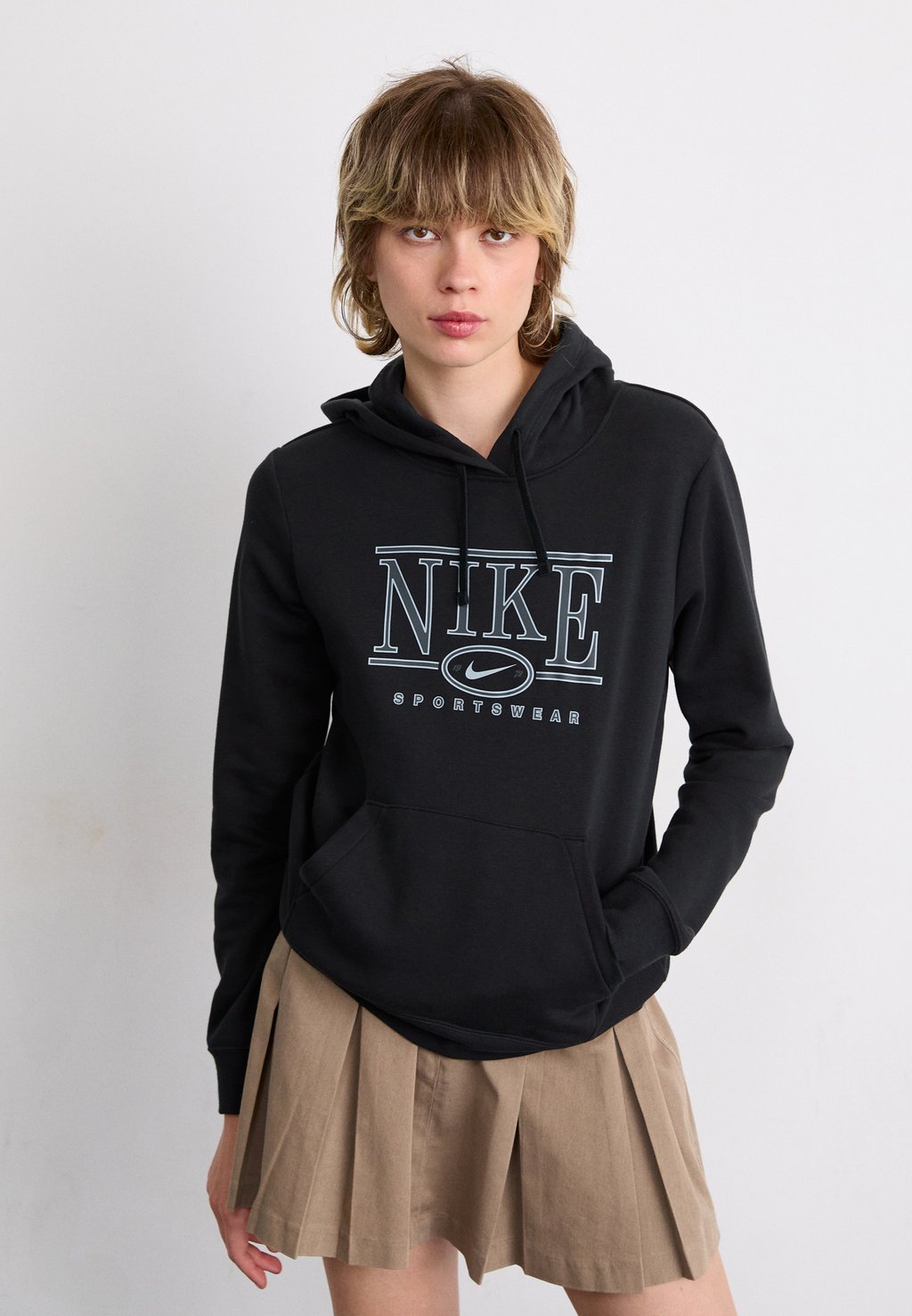 

Толстовка с капюшоном CLUB - Sweatshirt Nike Sportswear, черный