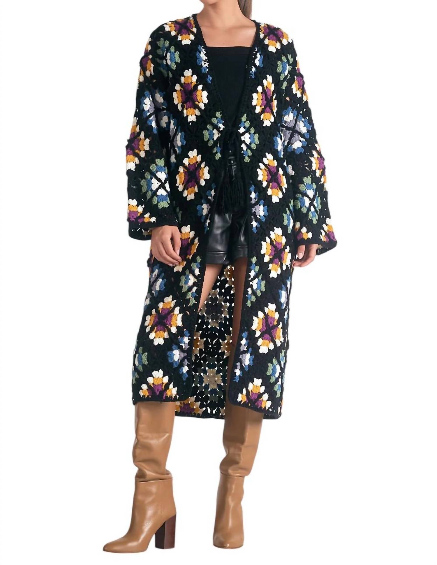 

Свитер-кардиган Valentina Granny Square в многоцветном черном цвете ELAN
