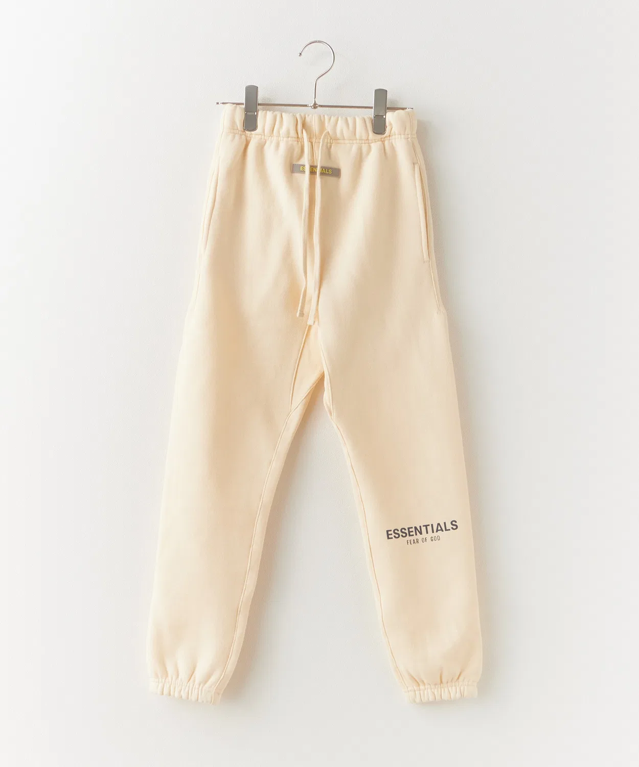 Спортивные штаны Fear of God Essentials с логотипом, детские, хлопковые, кремовые