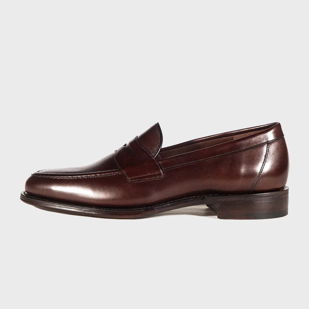 Мужские пенни-лоферы Hornbeam Scorched Walnut тёмно-коричневые от Loake