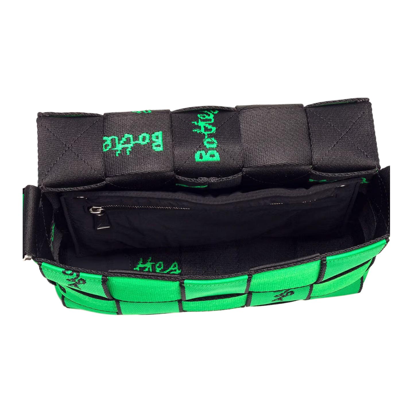 

Полиэстеровая сумка через плечо женская зеленая Bottega Veneta