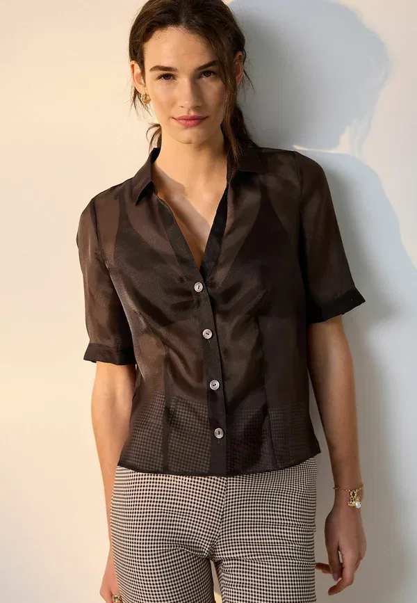 Блуза Next, Regular fit sheer v neck short sleeve shirt button down blouse, шоколадно-коричневый