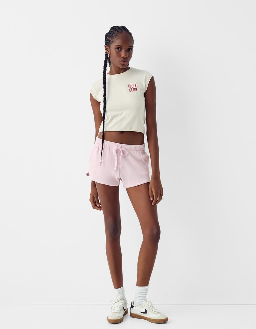 

Шорты из вафельного трикотажа Bershka, розовый
