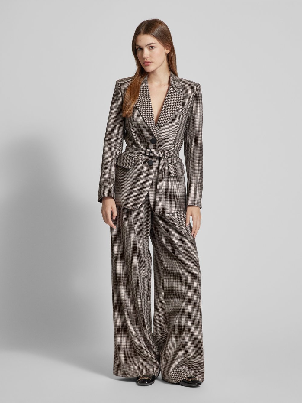 

Блейзер с поясом на талии ARMANI EXCHANGE