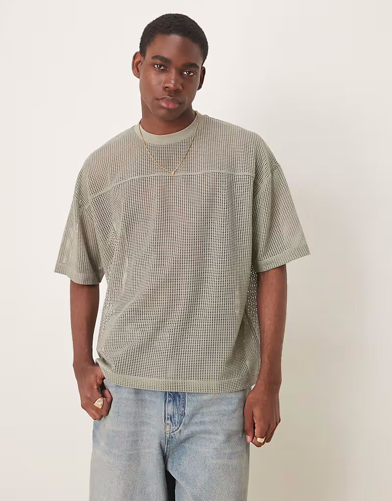 

Футболка свободного кроя ASOS DESIGN oversize со спущенным плечом из открытой сетки цвета хаки